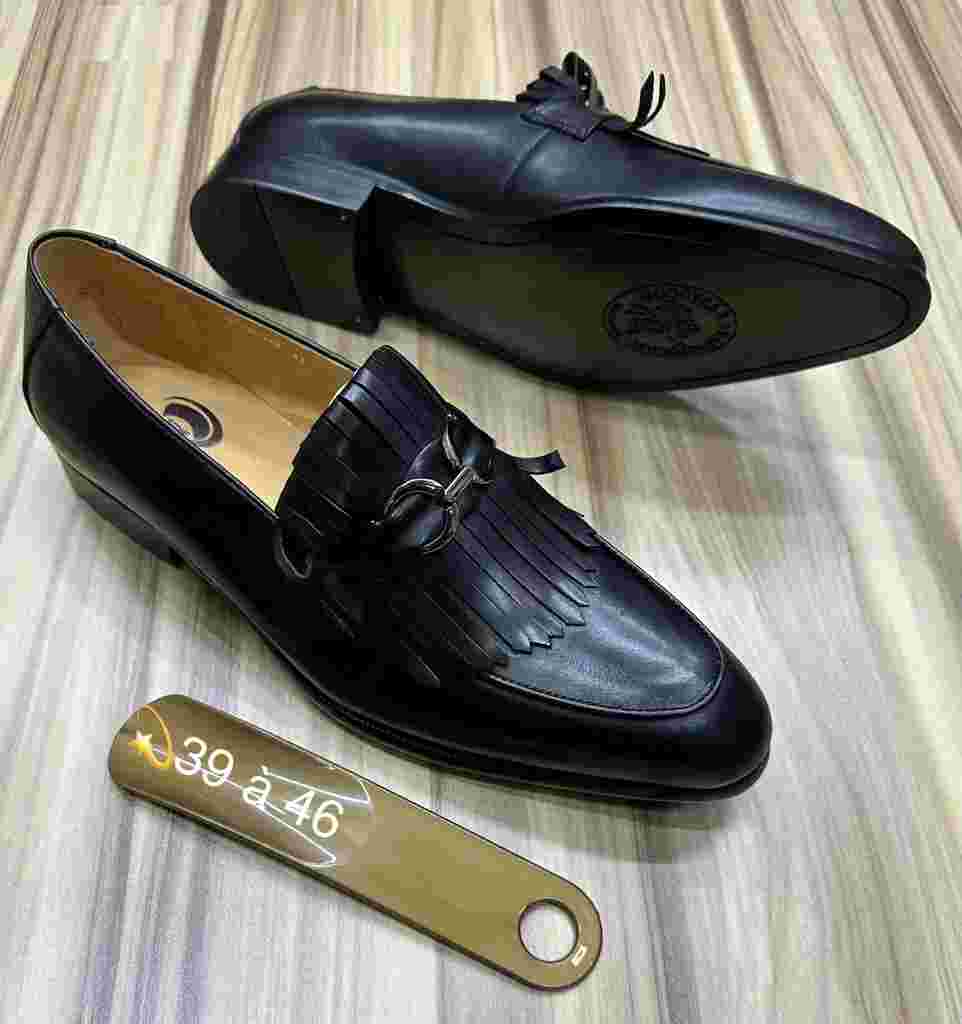 Chaussure pour Homme - Mocassins noir - en cuir naturel